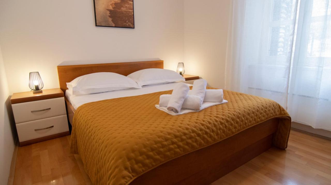 Mozart Apartments Baška Voda Esterno foto